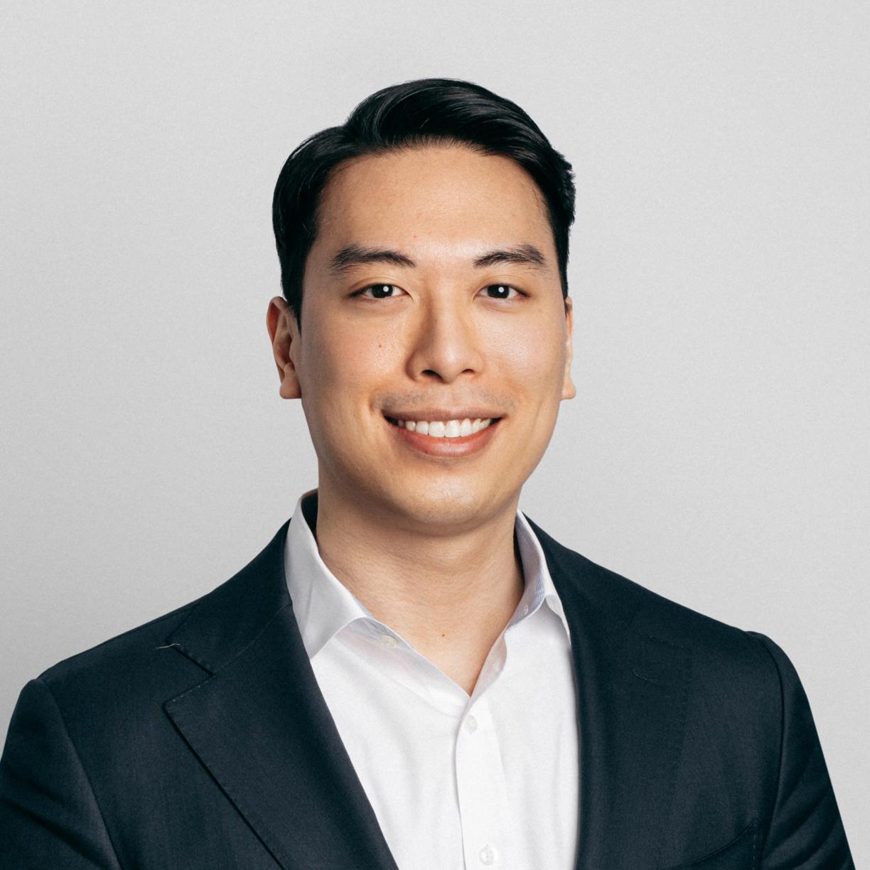 Alexander Suh