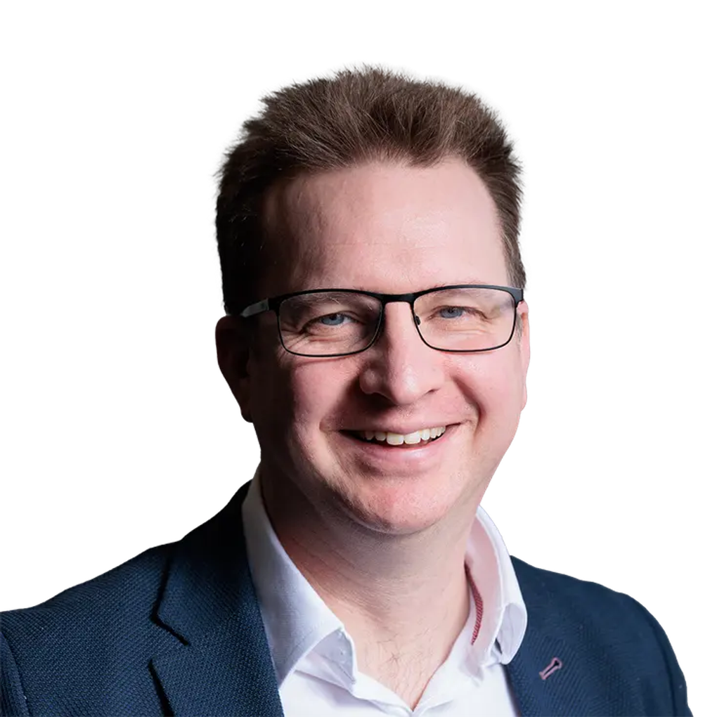 Picture of James Golunski