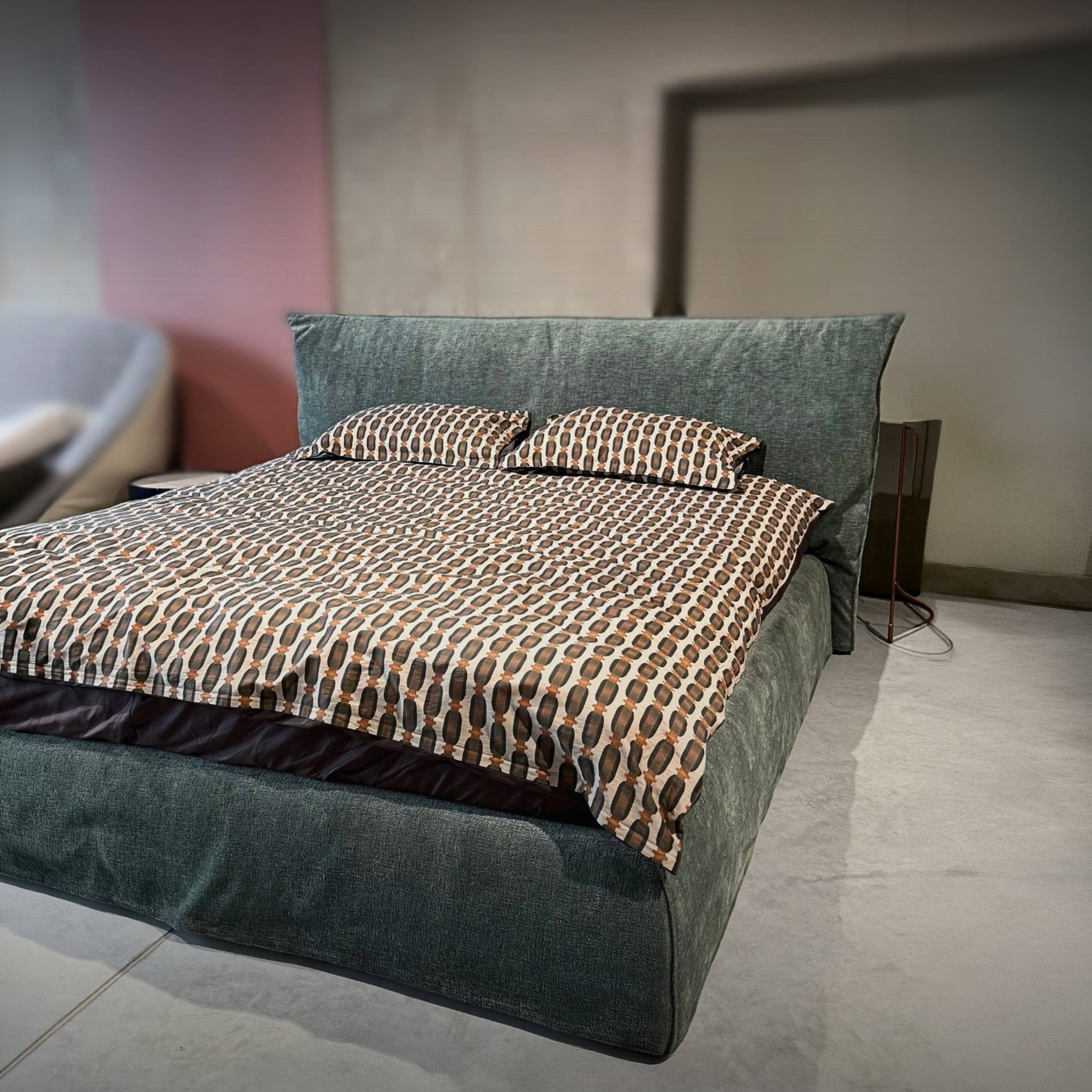 Natuzzi Editions sofa - lova Meraviglia red room salone Kaune