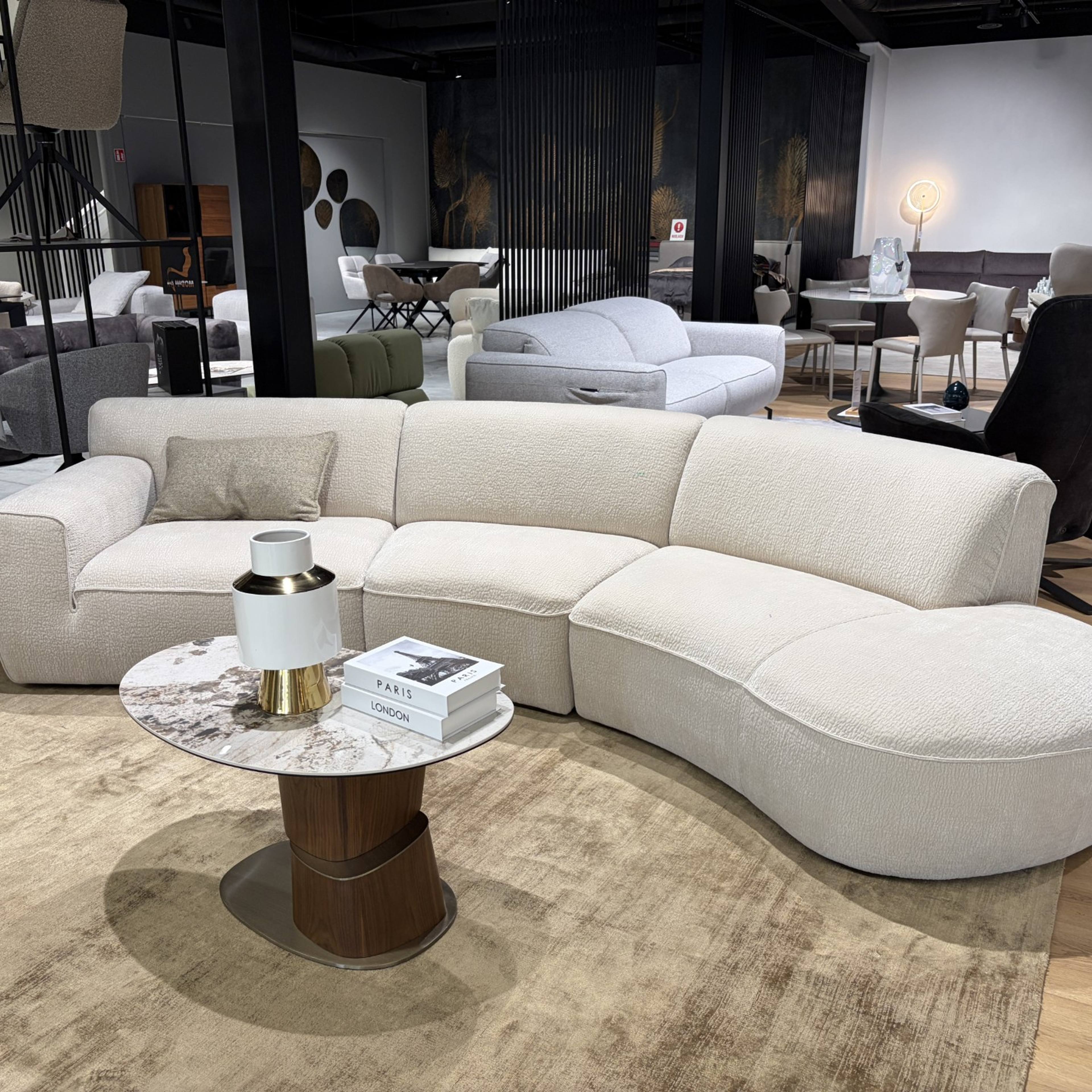 Natuzzi Editions sofa Charme red room salone Kaune