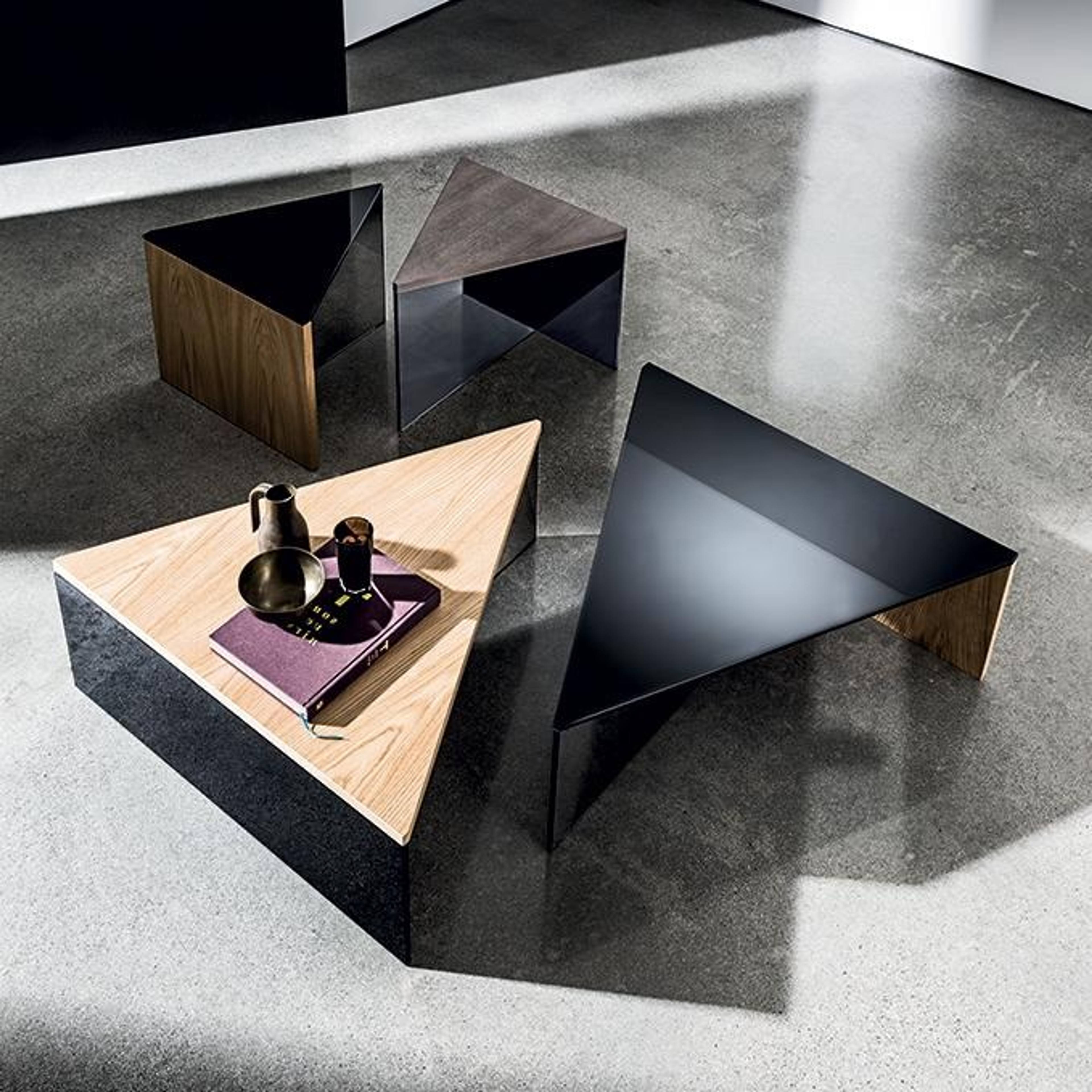 Regolo Triangular - Sovet Italia