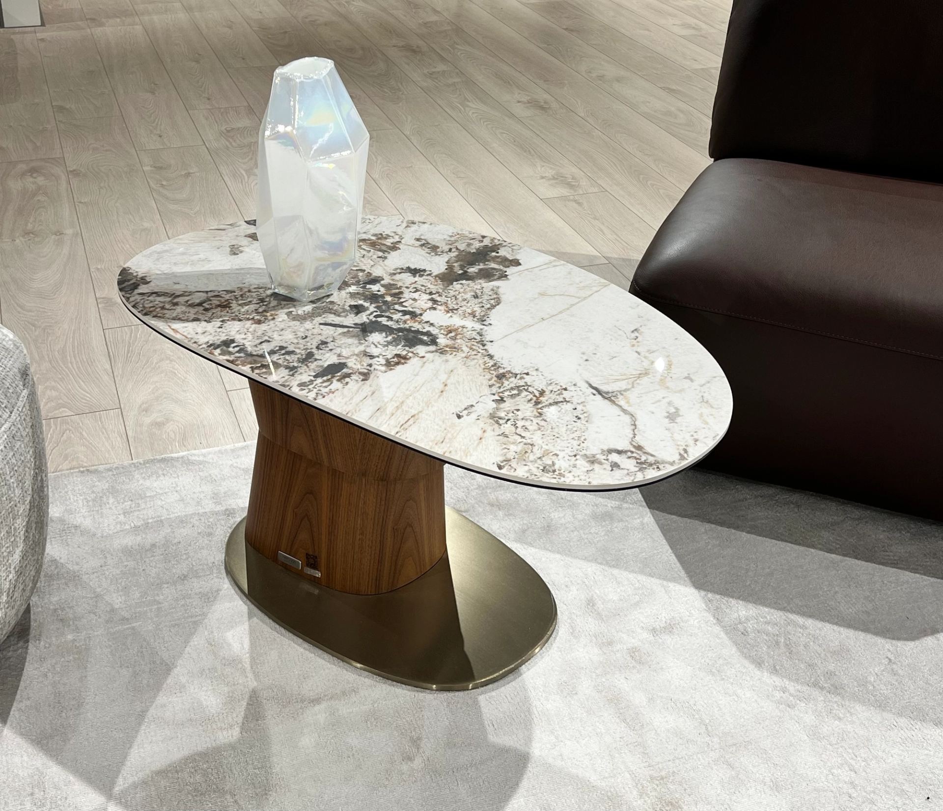 Natuzzi Editions kavos staliukas Saudade red room salone Vilniuje