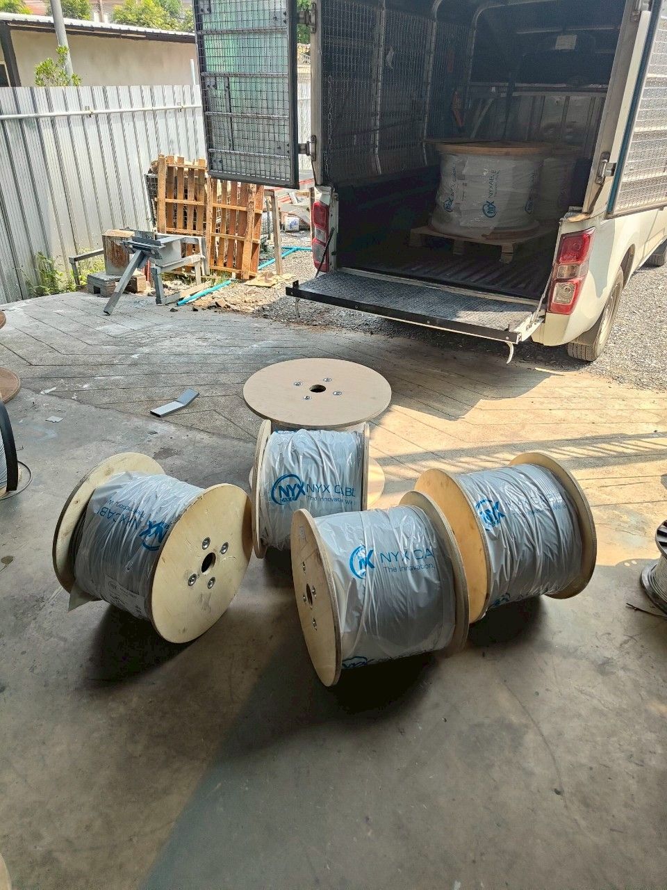 NYX Cable สายไฟพร้อมขนส่ง