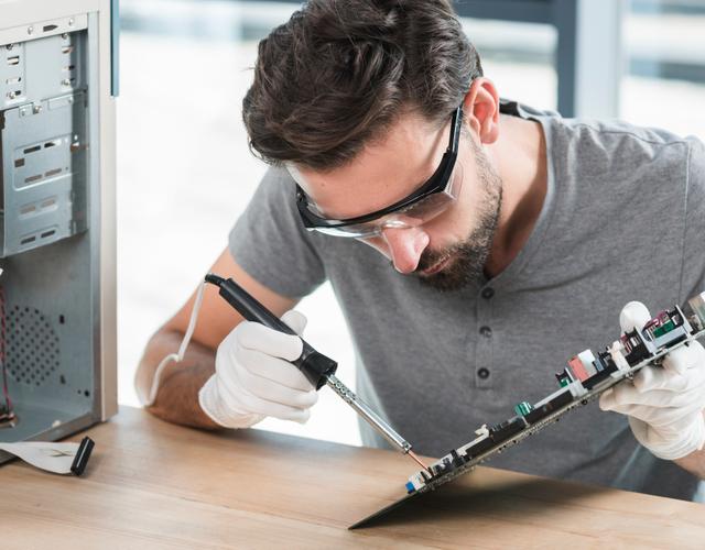 soldering motherboard