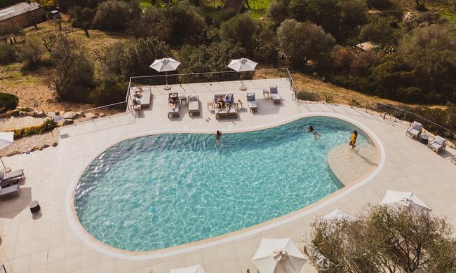 Flexible Summer Retreat