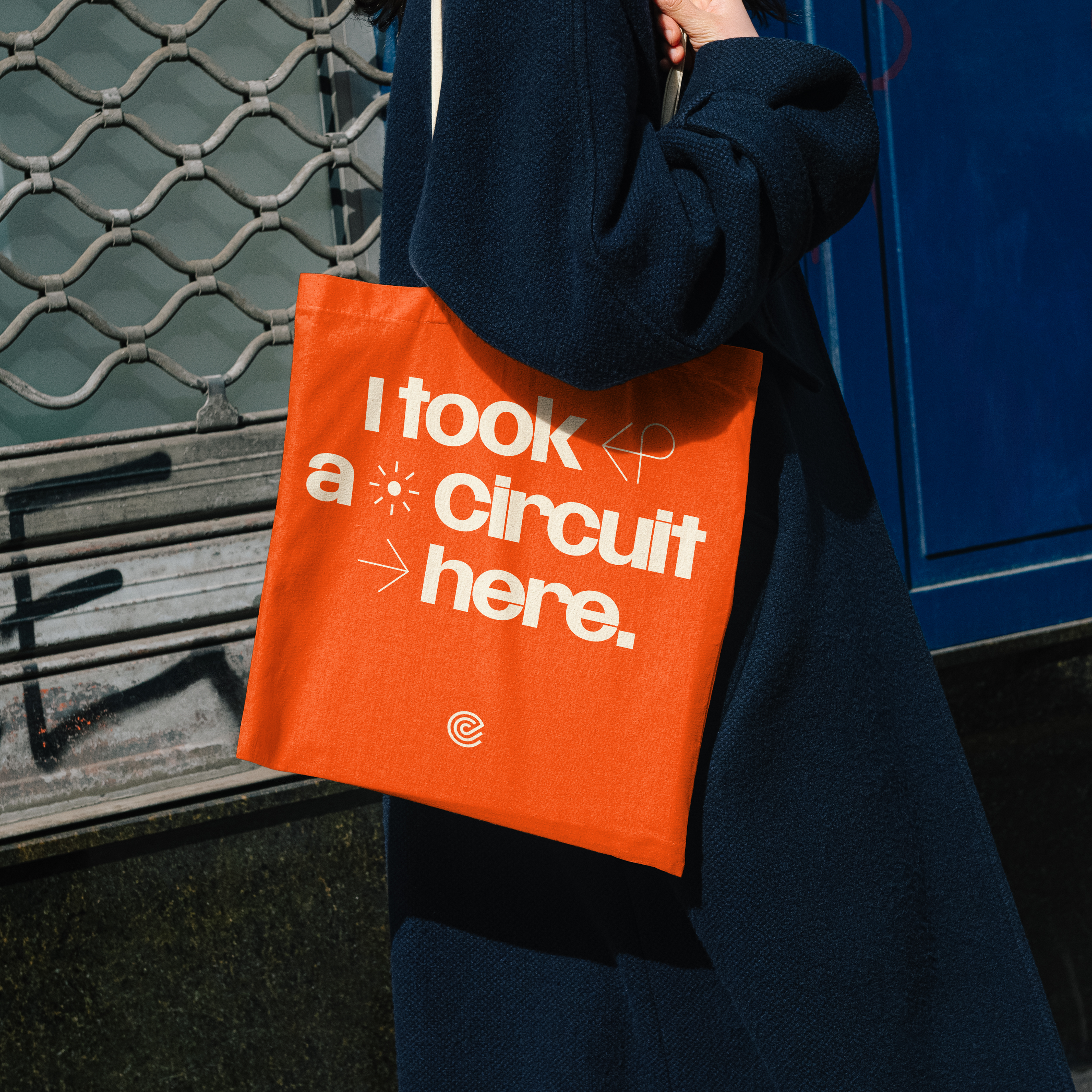 Tote bag