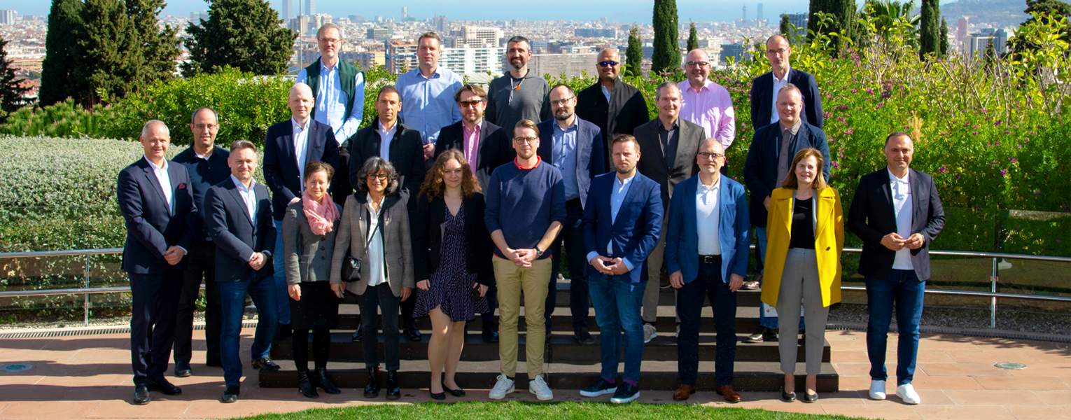 Erstes HPBM-Programm von IESE und WHU erfolgreich abgeschlossen