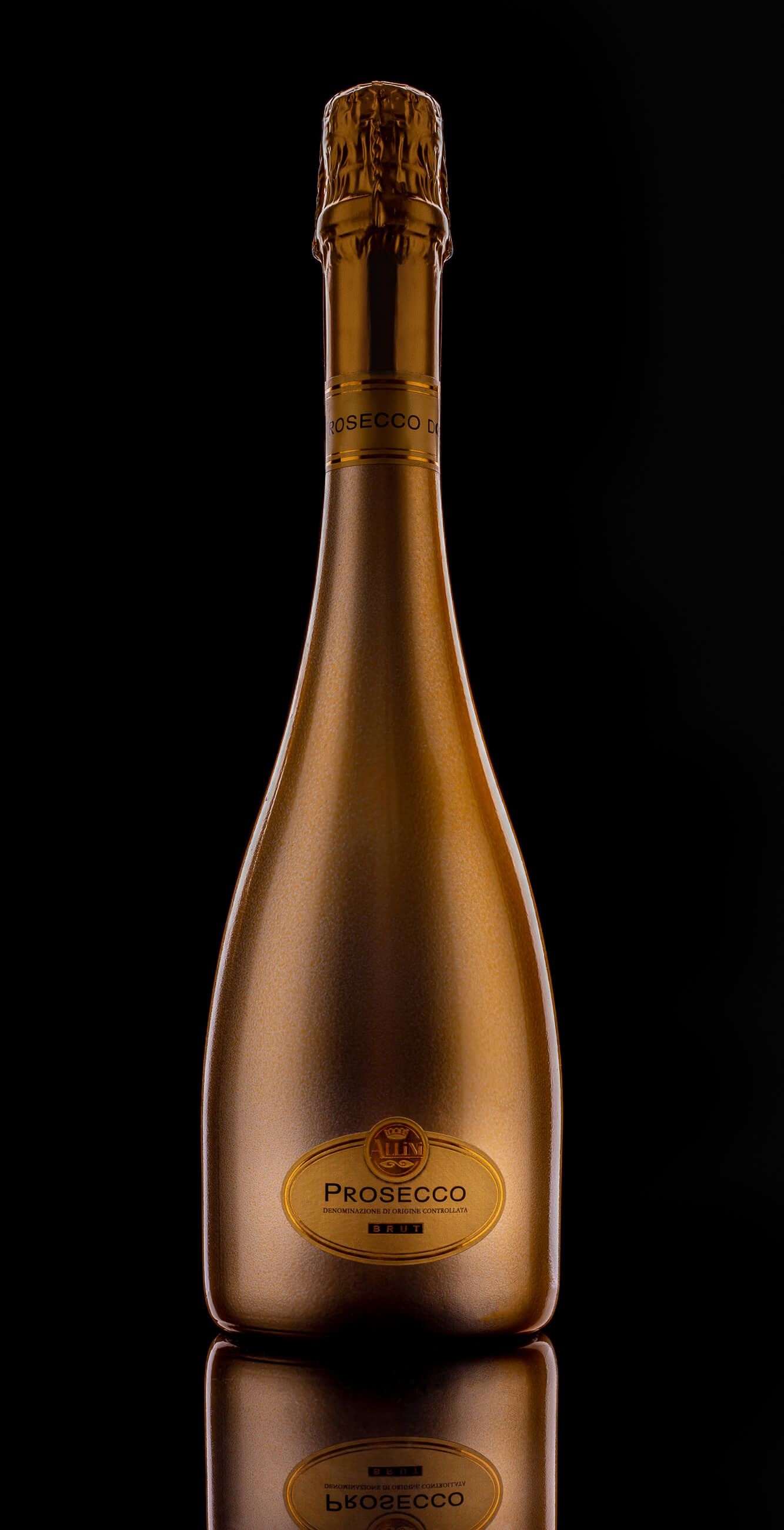 Zdjęcie reklamowe butelki prosecco