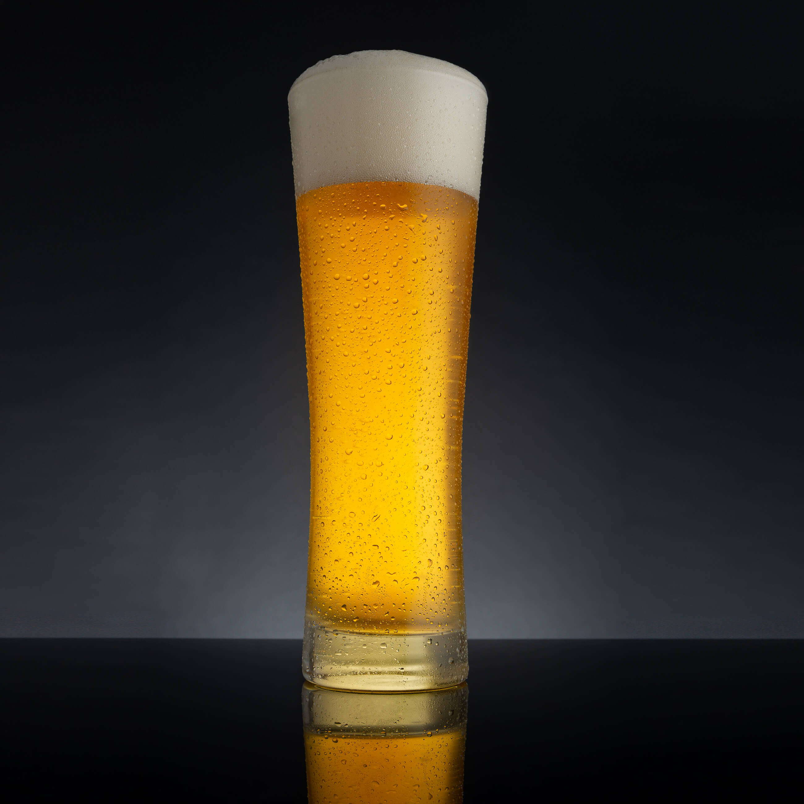 Zdjęcie reklamowe kufla piwa