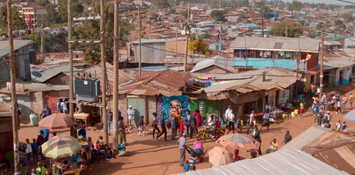 Street scene in Kenyan city.