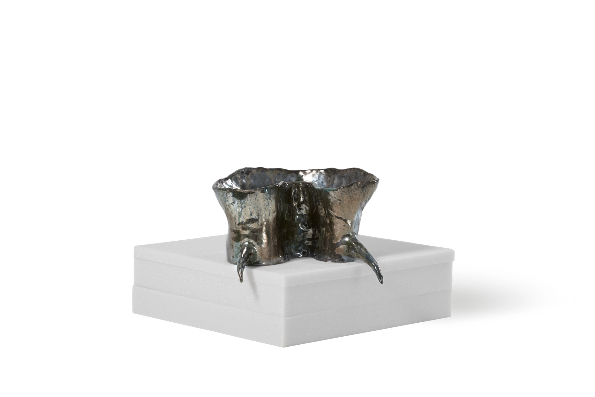 Gefärliche Tits, 2022 Glazed ceramic on foam, 65 x 35 x 35 cm