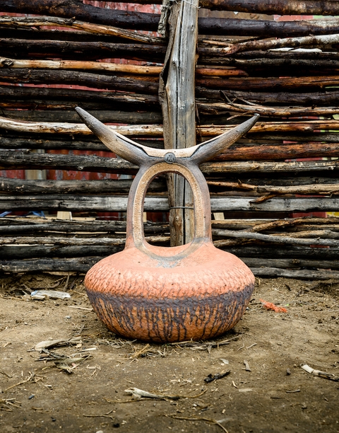 Andile Dyalvane’s ‘iThongo’ goes home to Ngobozana