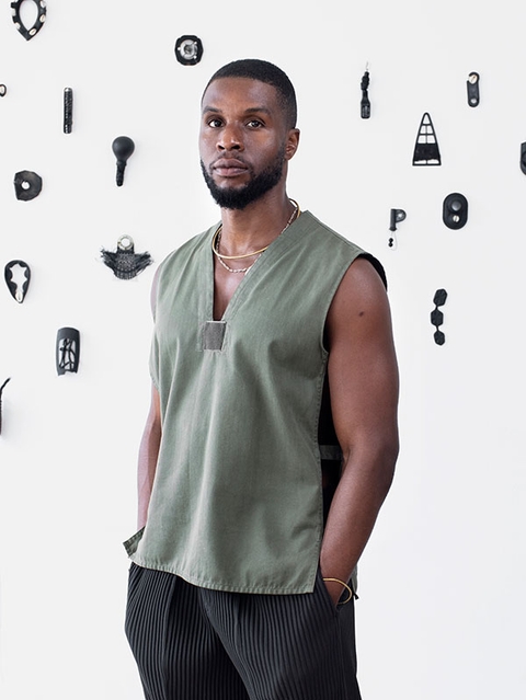 Oluseye awarded the 2023 Breakthrough Artist Award by Toronto Art Foundation