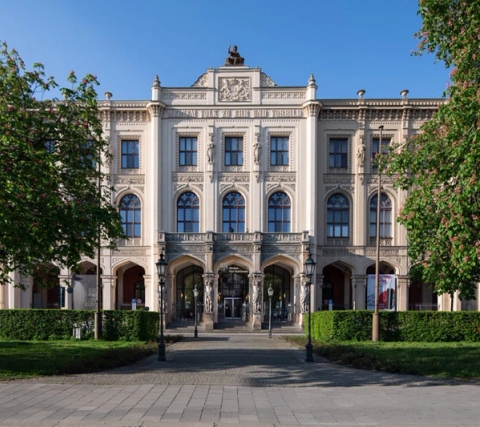 Dyalvane, Fani and Madoda in panel discussion at the Museum Fünf Kontinente, Munich
