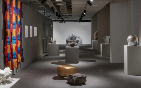 Andile Dyalvane’s work receives Special Mention at 2022 LOEWE Foundation Craft Prize