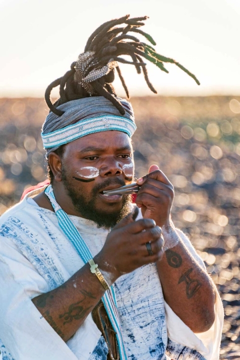 Andile Dyalvane and the Kwasukasukela Arts Collective at Tankwa Artscape Residency