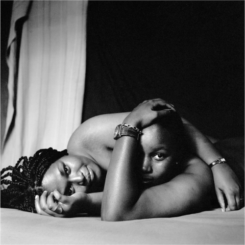 Apinda Mpako and Ayanda Magudulela, Parktown, Johannesburg, 2007 - Zanele Muholi