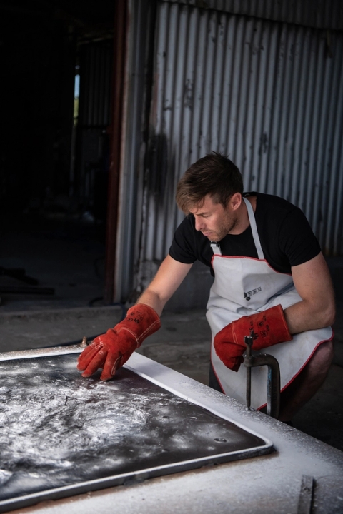 Adventures in open-cast smelting with Jesse Ede