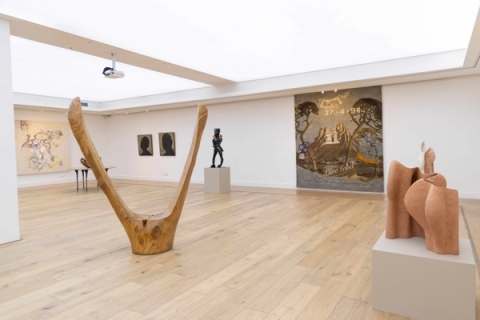 Group show - On Lines and Lineage