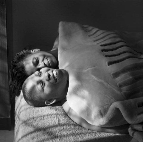 Tshidi Legobye and Pam Limekhaya, Meadowlands, Soweto, Johannesburg, 2006 - Zanele Muholi
