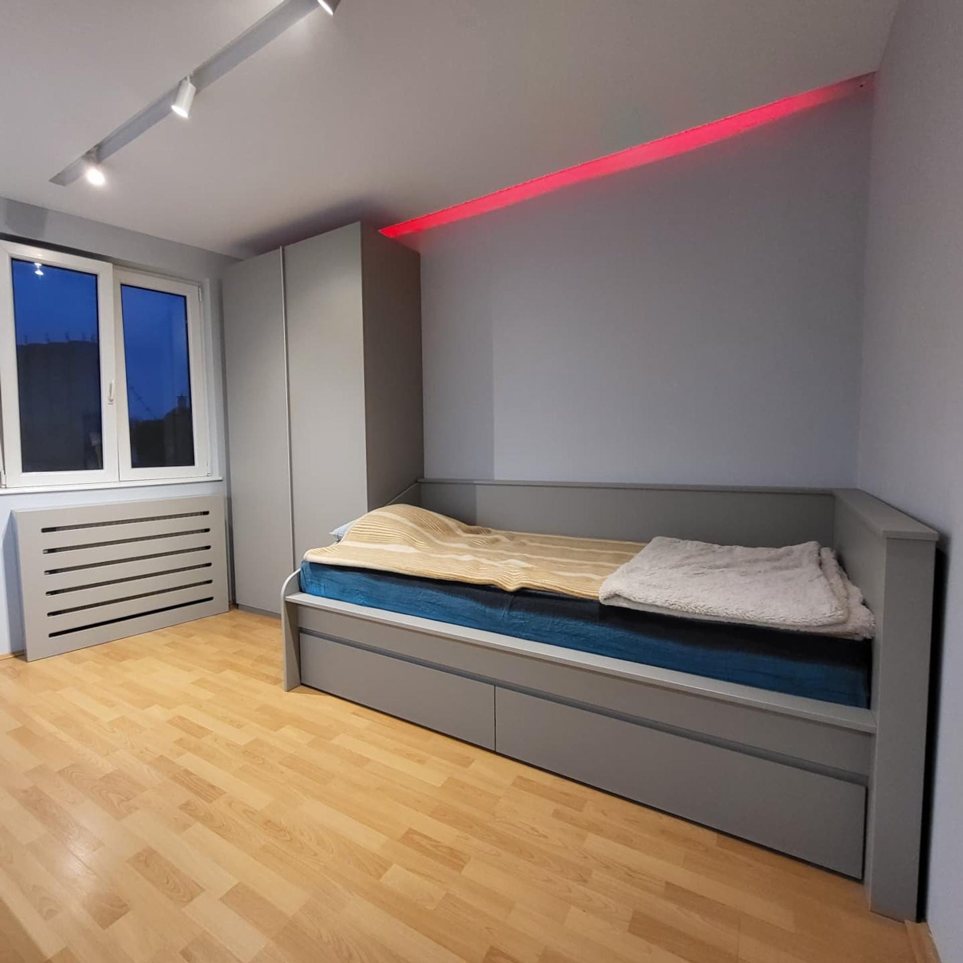 TV zid i soba za tinejdžera, Aleks Drvo, fotografija 5