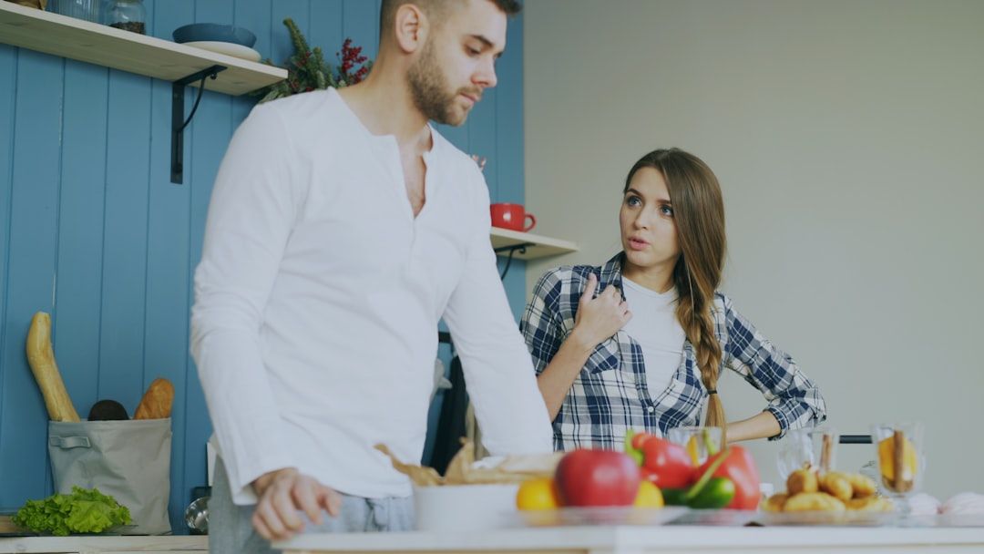 Sevgilinizle Evde Geçirebileceğiniz 10 Romantik Aktivite