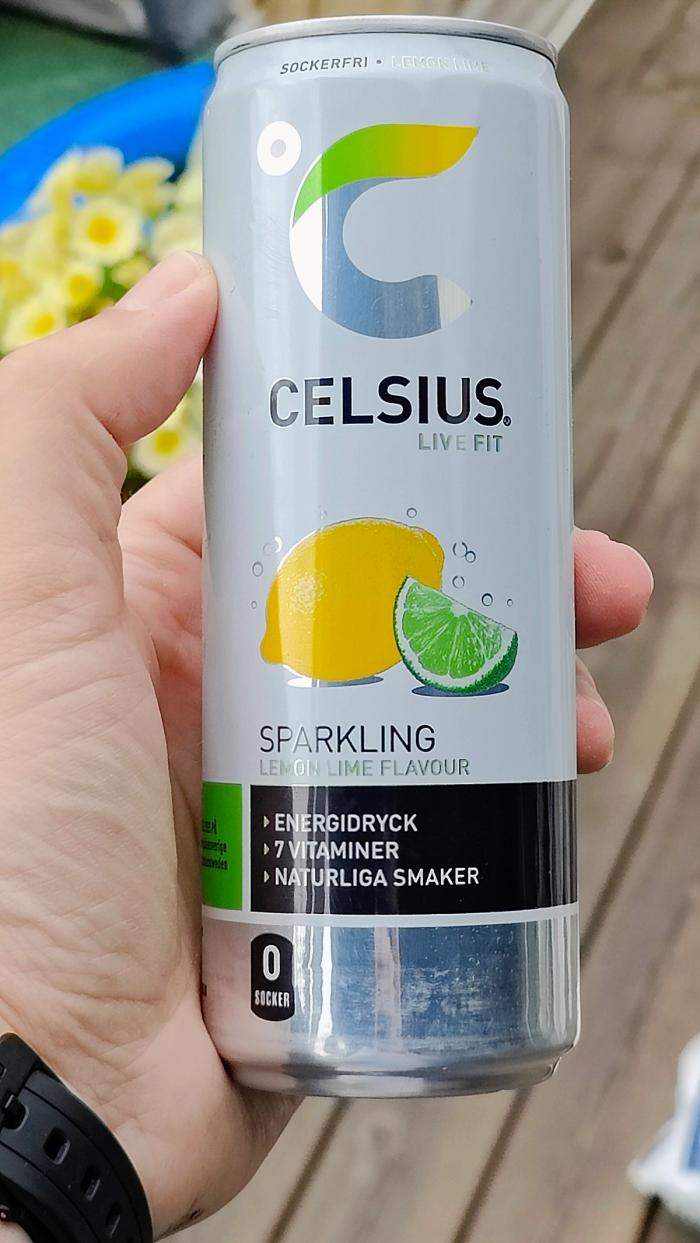 Celsius Sparkling Lemon Lime Flavor, hele boksen