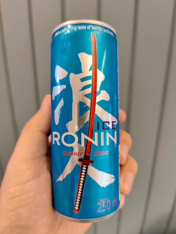 Ronin Ice, hele boksen