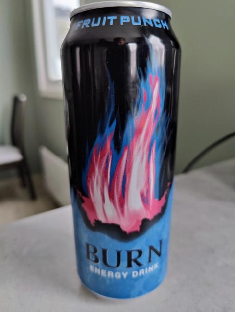 Burn Fruit punch, hele boksen