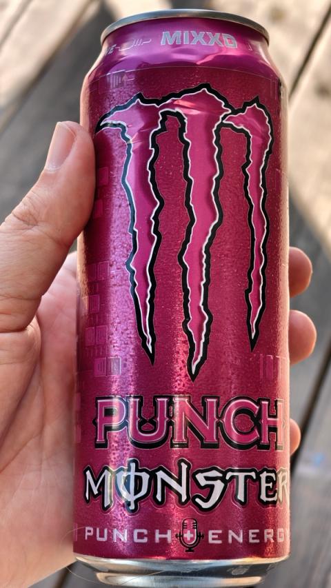Monster Mixxd, hele boksen