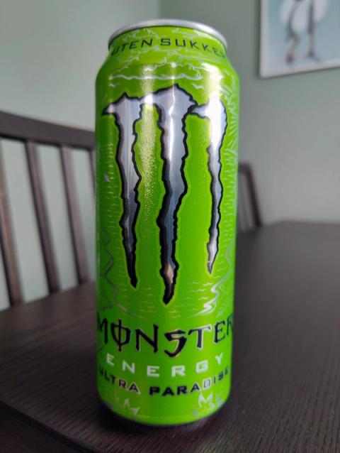 Monster Ultra Paradise, hele boksen