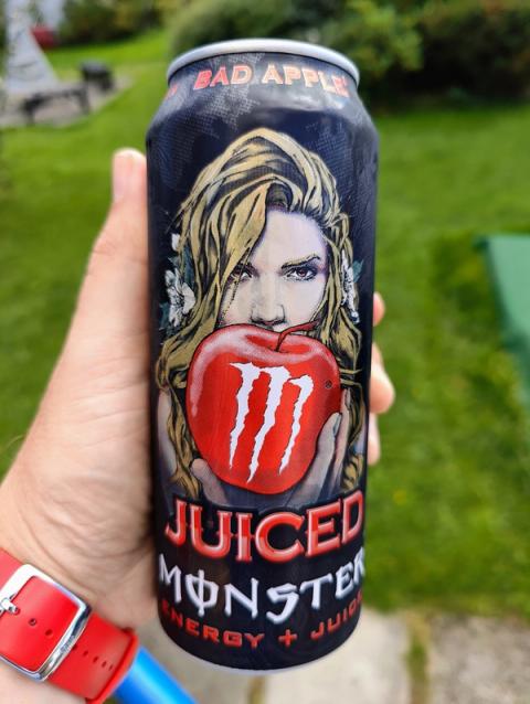 Monster Bad Apple, hele boksen