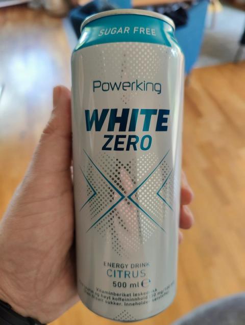 Powerking White Zero, hele boksen
