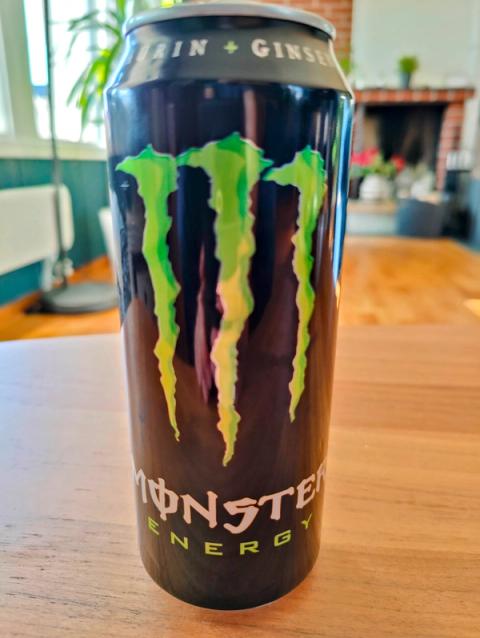 Monster Energy, hele boksen