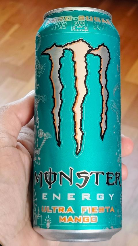 Monster Ultra Fiesta Mango, hele boksen