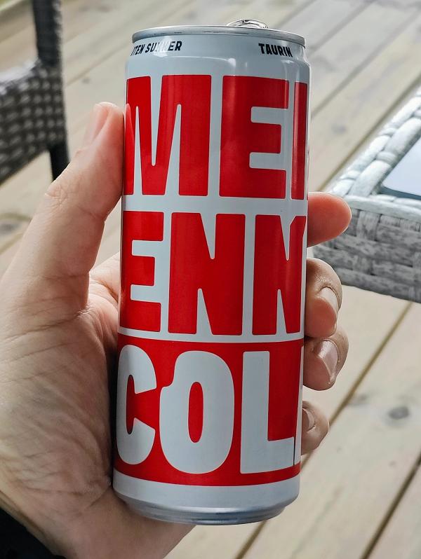 Oscar Sylte Meir enn cola, hele boksen