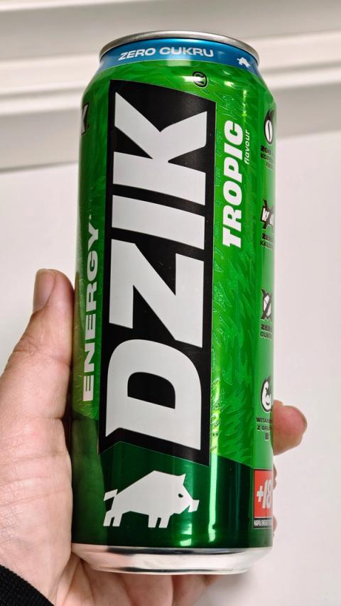 Dzik Tropic, the full can