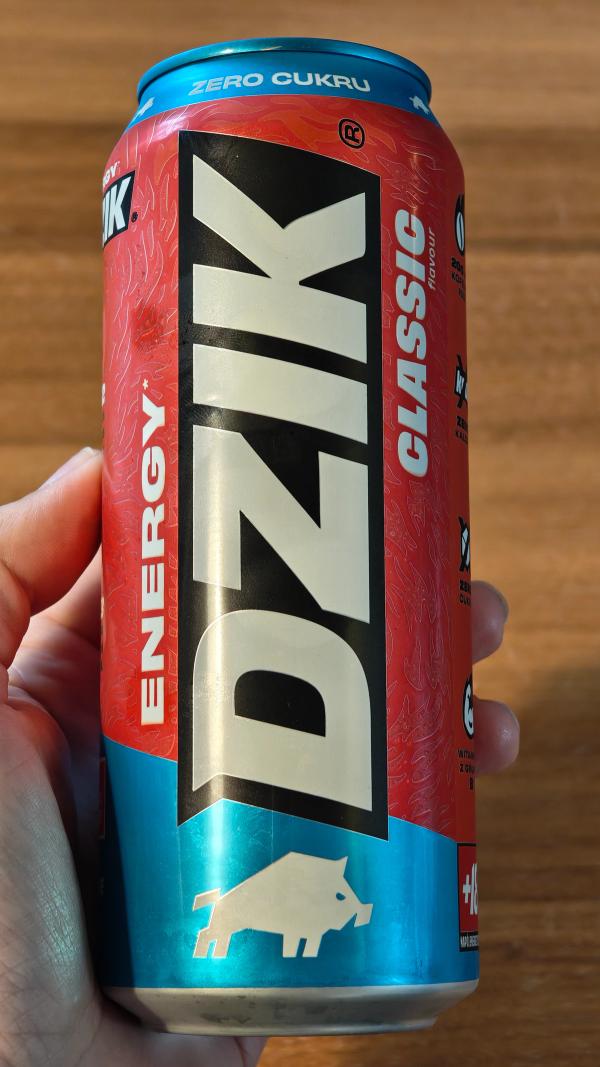 Dzik Classic, hele boksen
