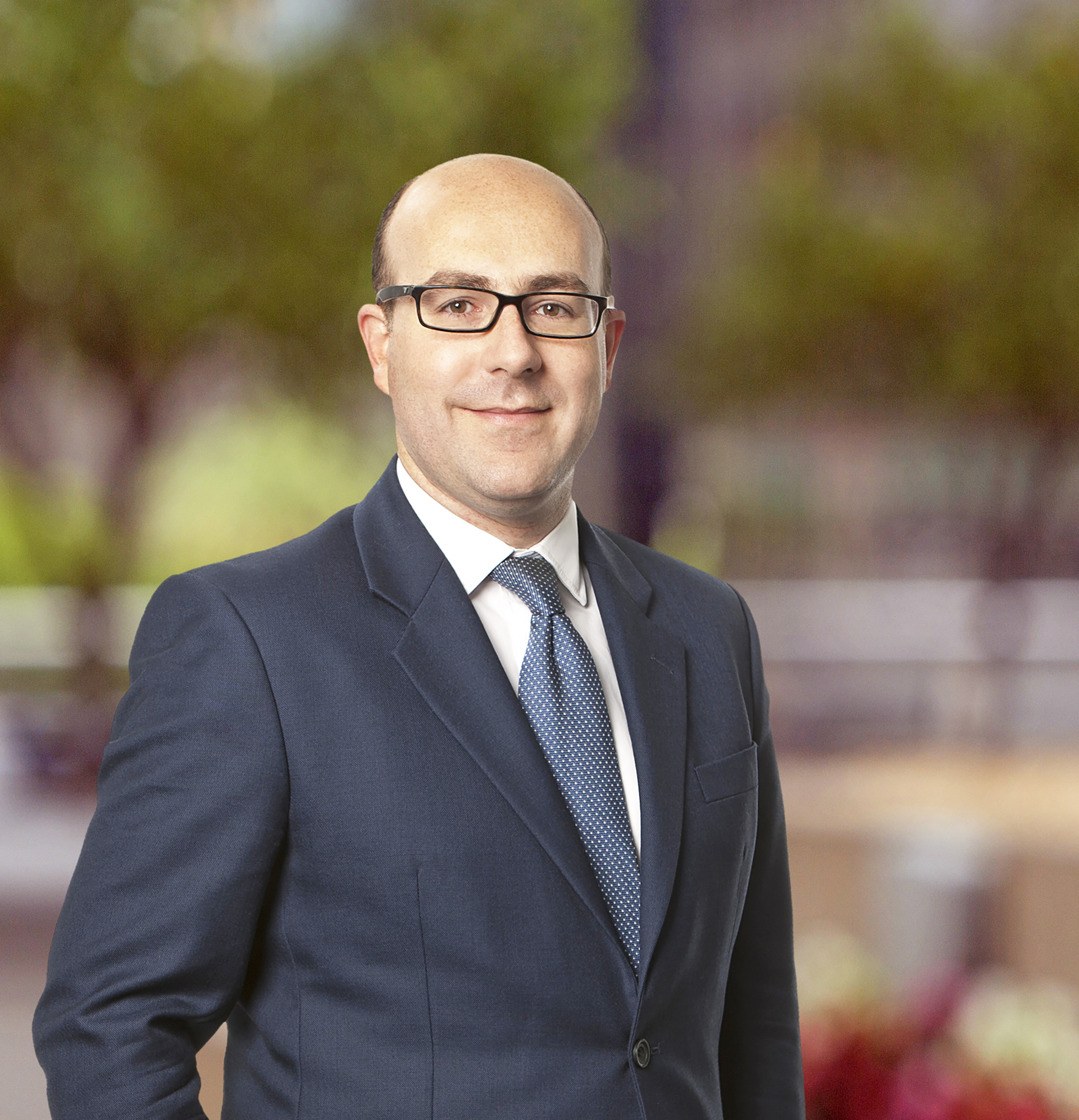 Headshot of Inigo Esteve