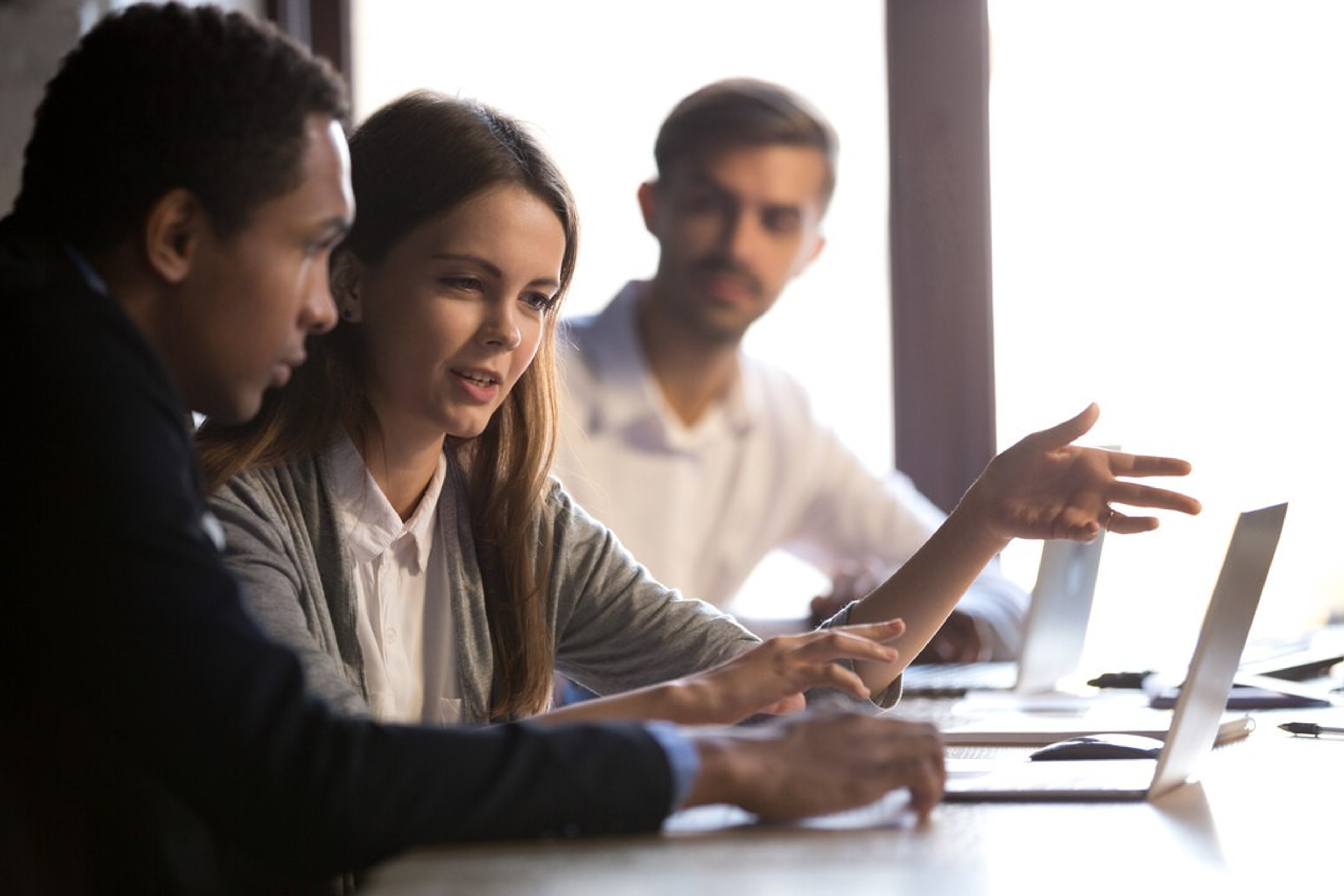 ways to encourage trustees to use board management software