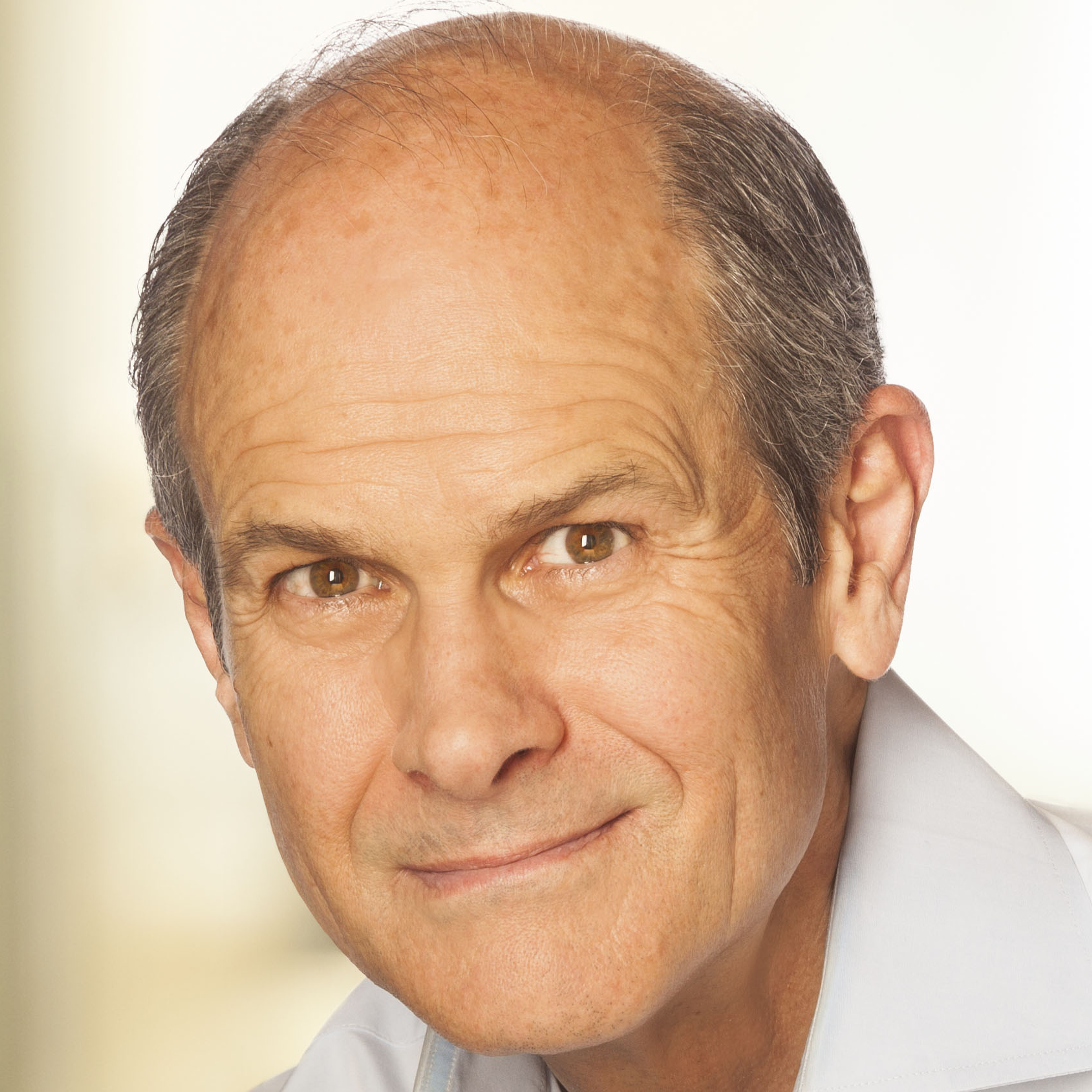 Headshot of Geoff Colvin