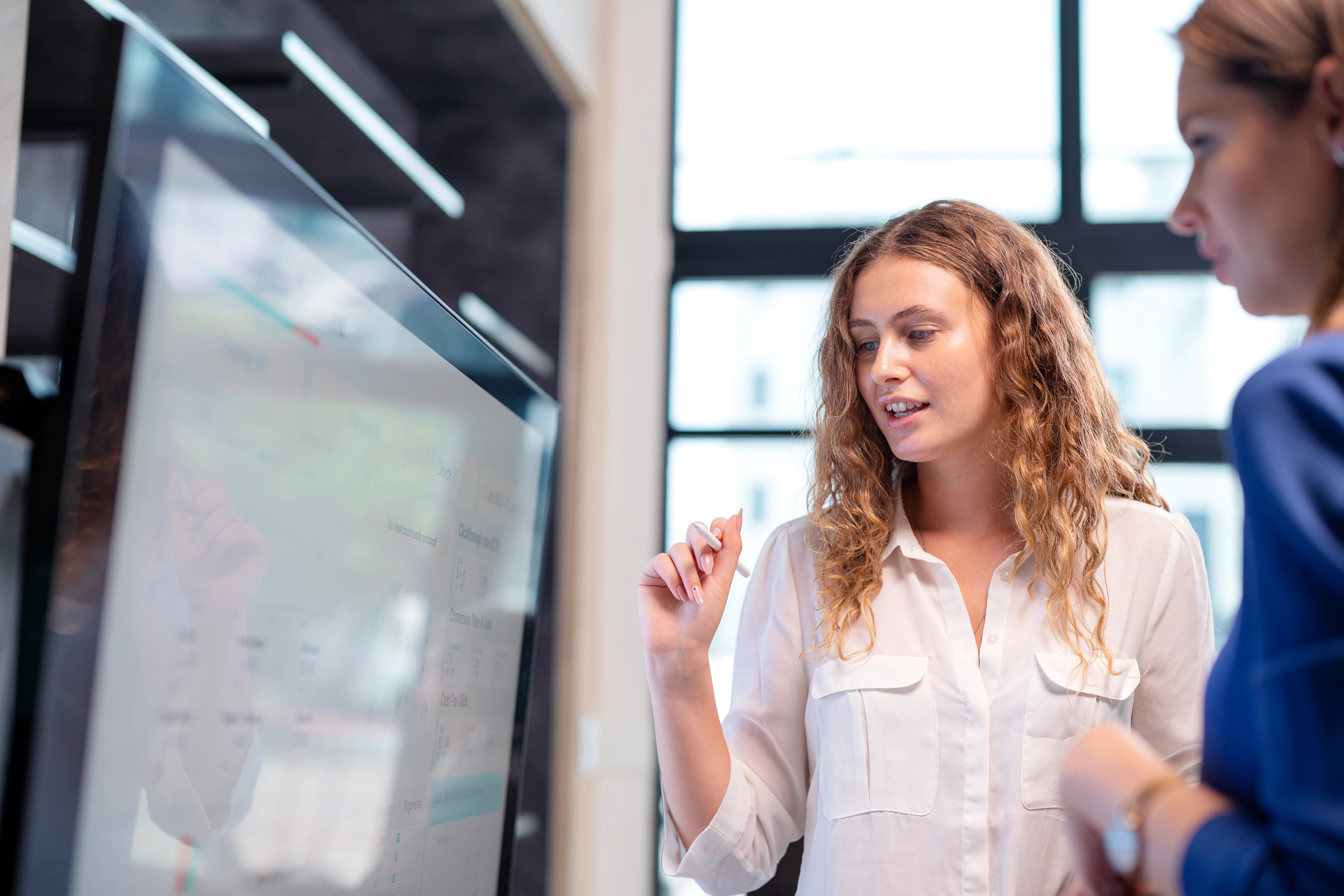 team mates discussing enterprise architecture risk management