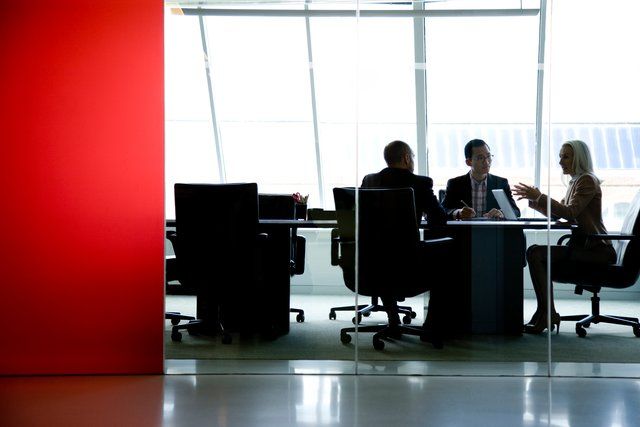 Board members using Diligent Boards to streamline their IPO roadshow