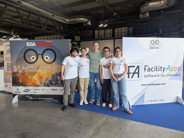 Team "I-Team" Wint de tweede editie van de ISSA PULIRE Hackathon over AI voor de schoonmaakindustrie