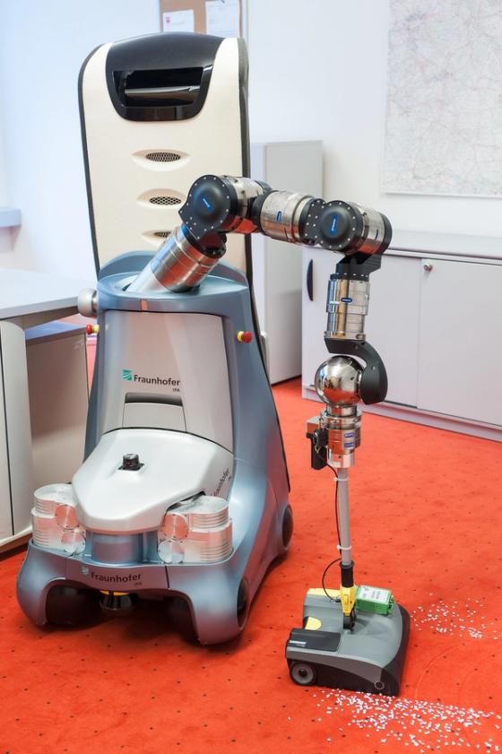 Robots in cleaning