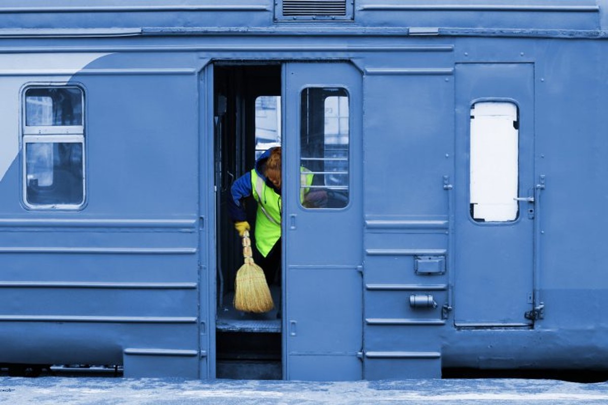 Vervoer schoonmaak app – onderhoud en schoonmaak van bussen en treinen met FacilityApps