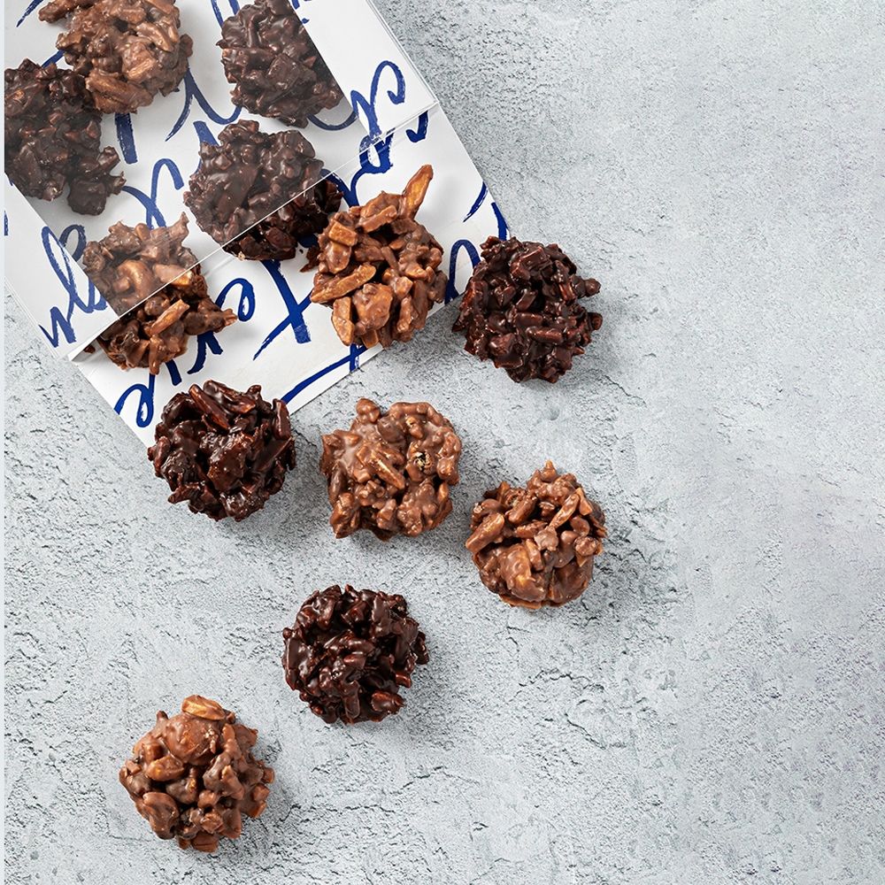 packaging roses des sables chocolat Cyril Lignac La Chocolaterie | © Studio Cent-Huit 2025