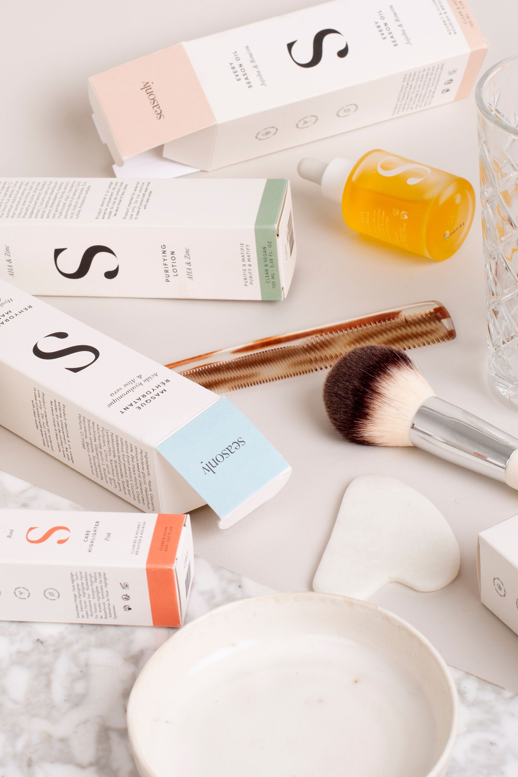 Packaging de la marque de skincare Seasonly | © Studio Cent-Huit 2025