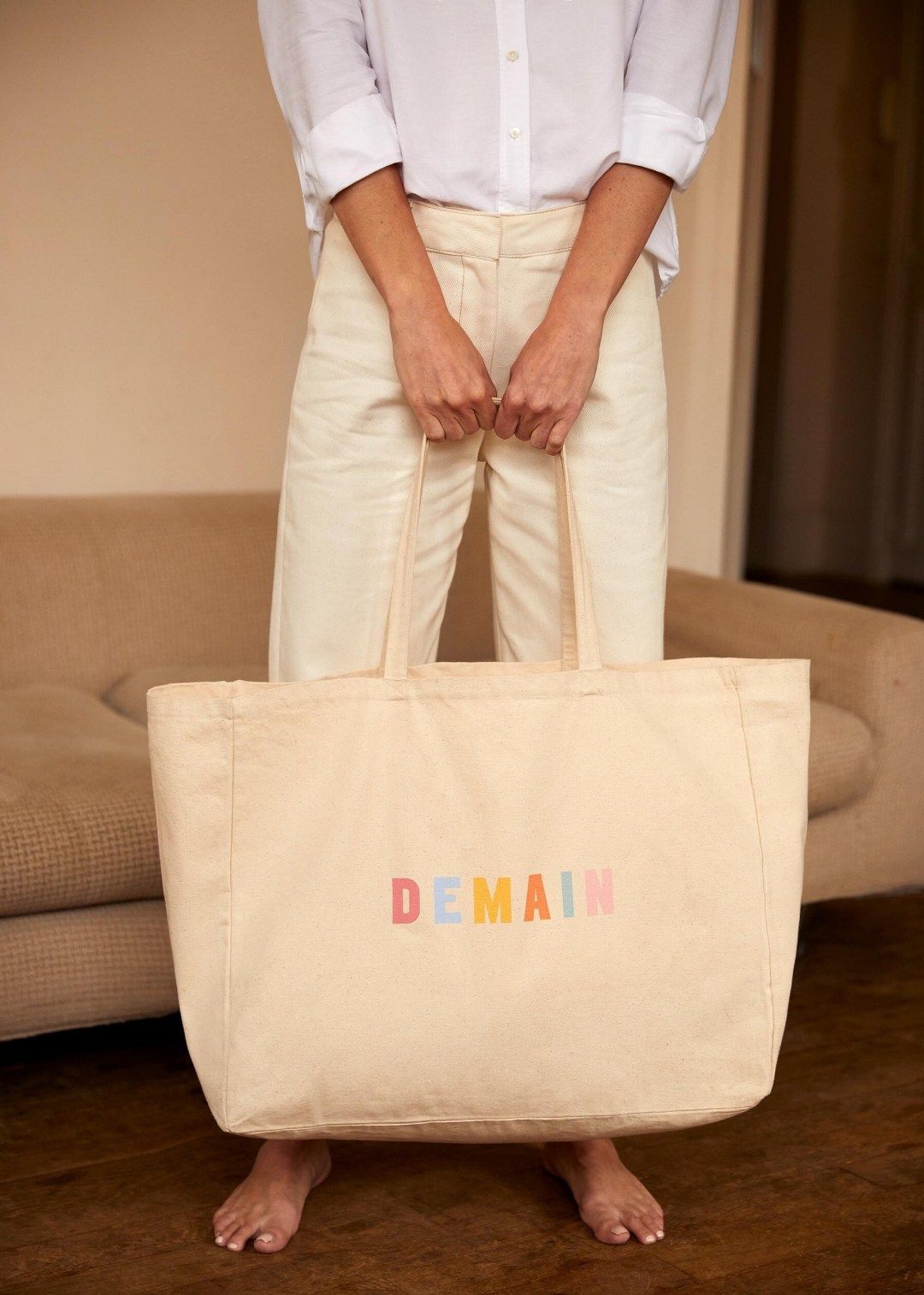 Totebag pour le programme solidaire Demain | © Studio Cent-Huit 2025