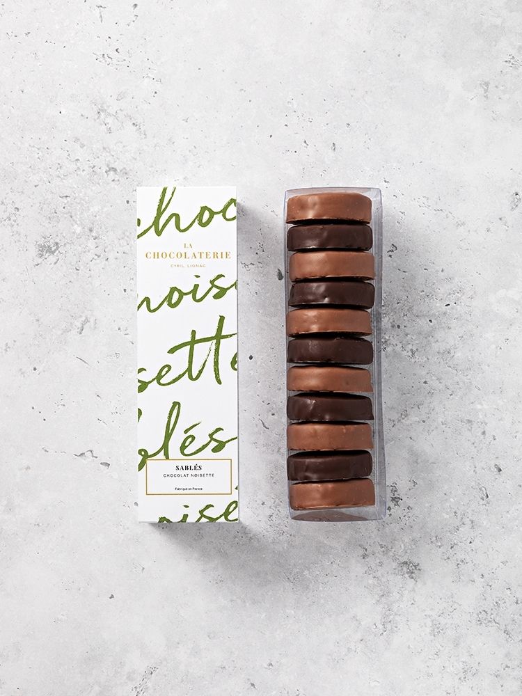 packaging saclés chocolat Cyril Lignac La Chocolaterie | © Studio Cent-Huit 2025